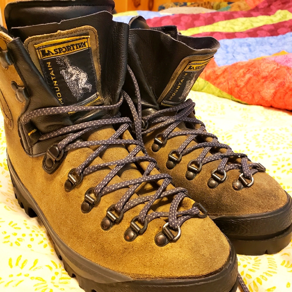 La Sportiva Mountaineering / Backpacking Boots